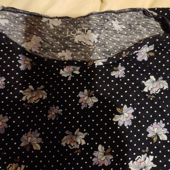 Top - Picture 2 of 2